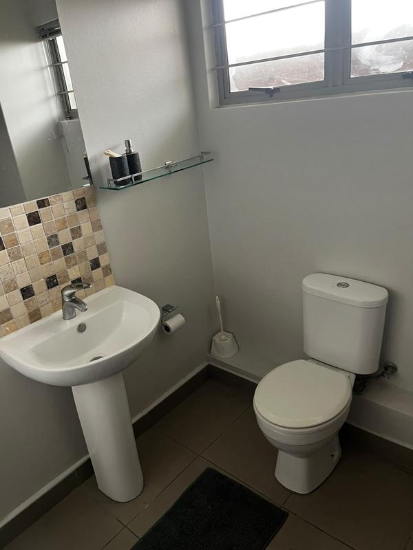 To Let 1 Bedroom Property for Rent in Salt River Western Cape